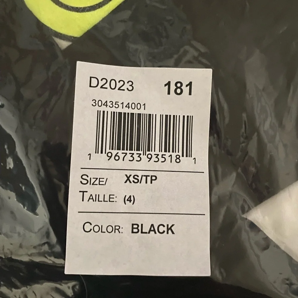 NEW - The Children’s Place Girls Graphic Tie-Front Top - Black. XS(4)
